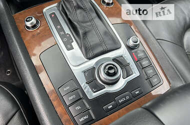 Внедорожник / Кроссовер Audi Q7 2012 в 