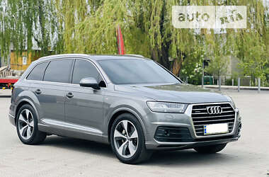 Внедорожник / Кроссовер Audi Q7 2016 в Владимир-Волынском