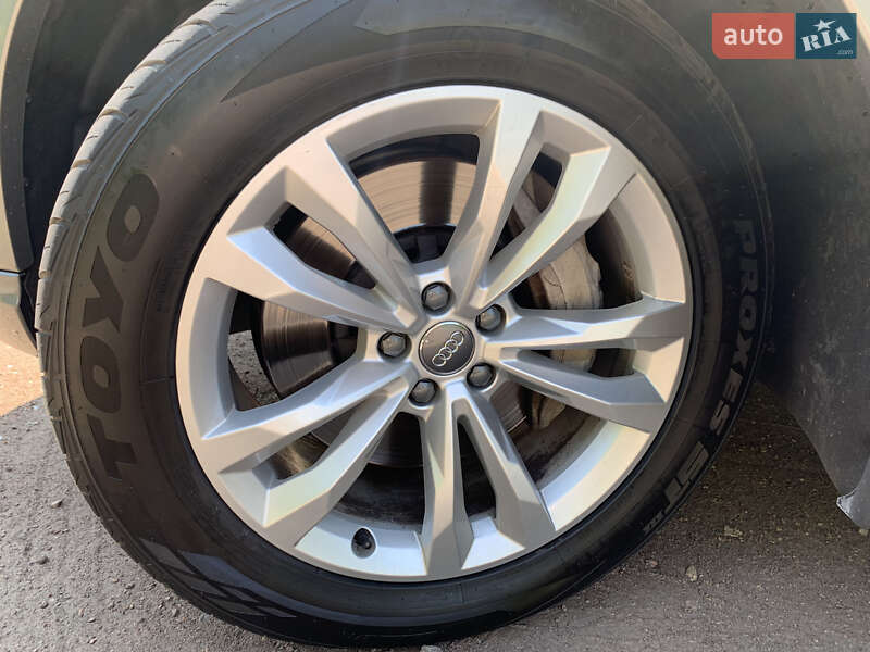 Внедорожник / Кроссовер Audi Q7 2016 в Житомире