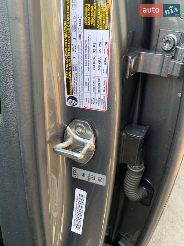 Внедорожник / Кроссовер Audi Q7 2016 в Житомире