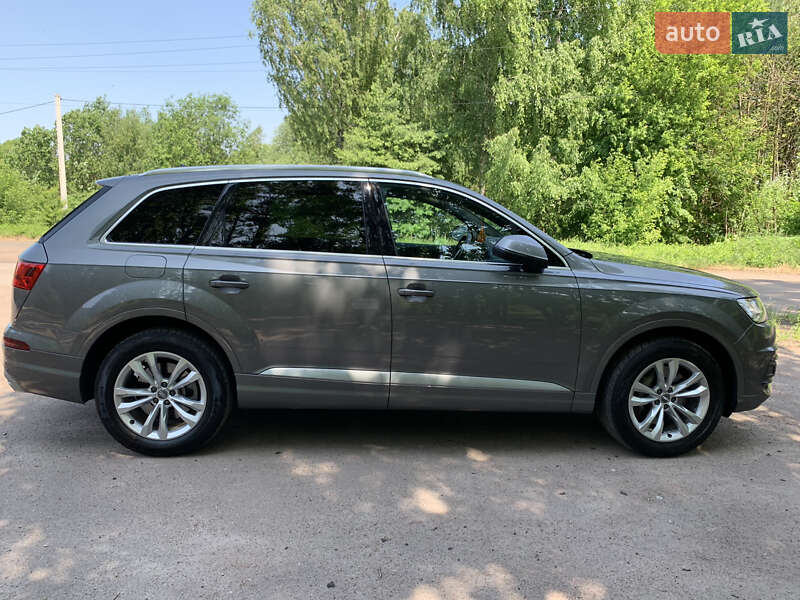 Внедорожник / Кроссовер Audi Q7 2016 в Житомире