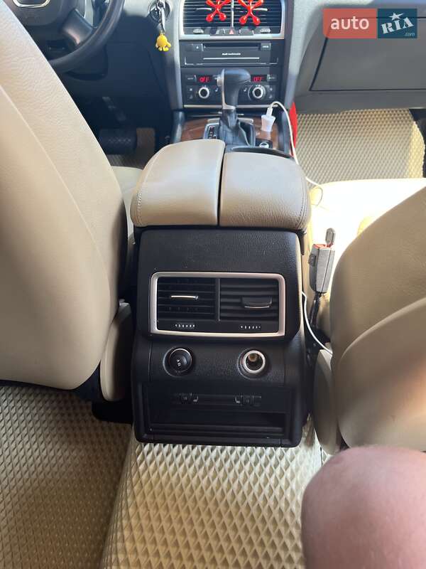 Внедорожник / Кроссовер Audi Q7 2010 в Рава-Русской фото 33 Внедорожник / Кроссовер Audi Q7 2010 в Рава-Русской