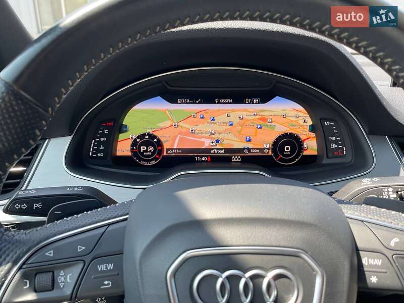 Позашляховик / Кросовер Audi Q7 2017 в Києві