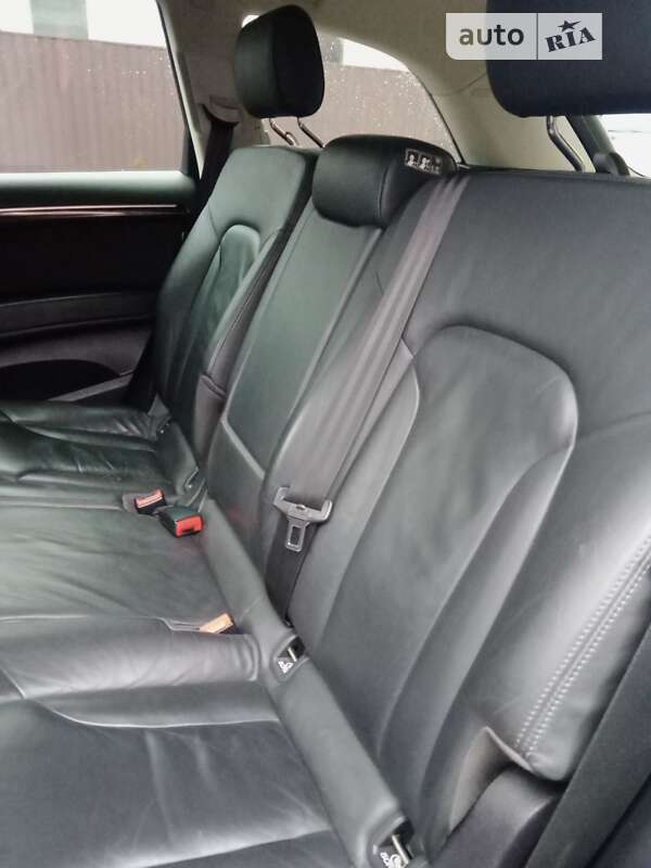 Позашляховик / Кросовер Audi Q7 2009 в Броварах
