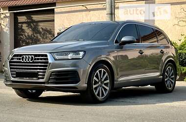 Позашляховик / Кросовер Audi Q7 2016 в Одесі