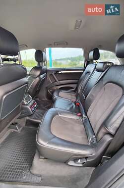 Внедорожник / Кроссовер Audi Q7 2010 в Черновцах