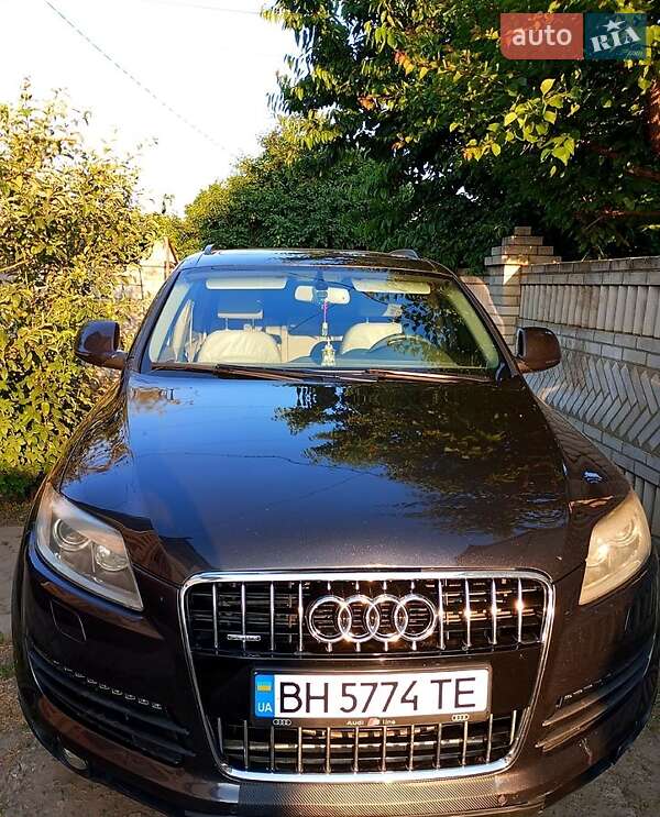 Внедорожник / Кроссовер Audi Q7 2007 в Кодыме