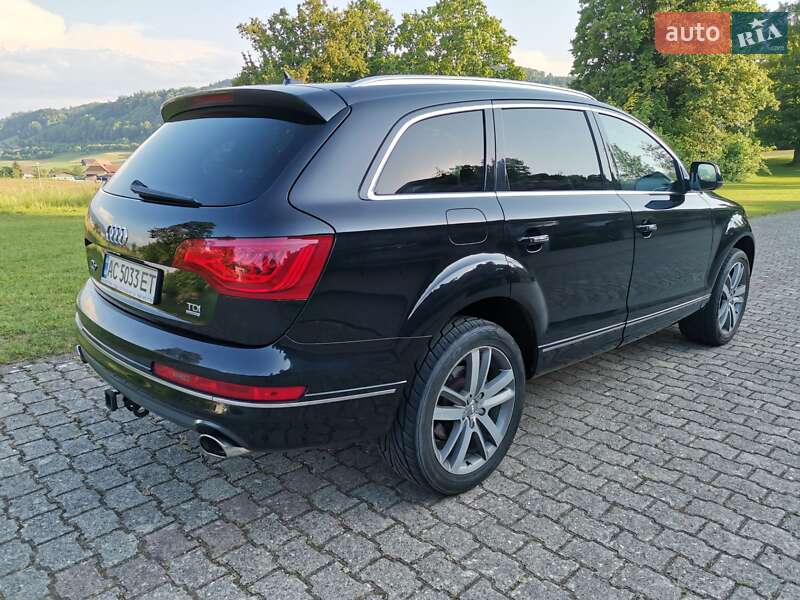Внедорожник / Кроссовер Audi Q7 2015 в Киеве