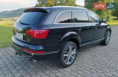 Внедорожник / Кроссовер Audi Q7 2015 в 