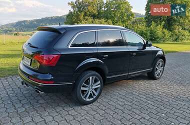 Внедорожник / Кроссовер Audi Q7 2015 в 