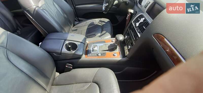 Внедорожник / Кроссовер Audi Q7 2011 в Гайвороне