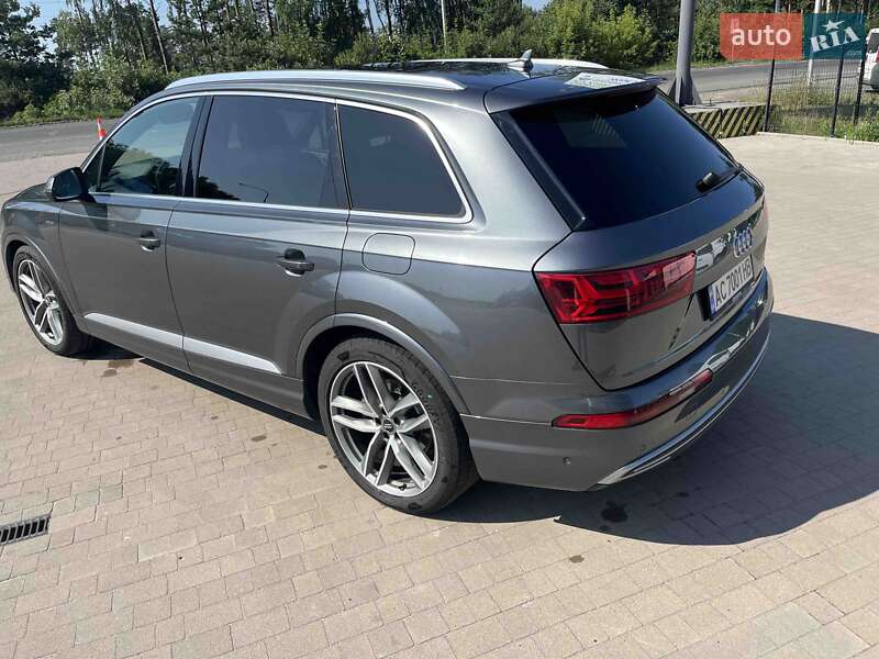 Внедорожник / Кроссовер Audi Q7 2016 в Ковеле