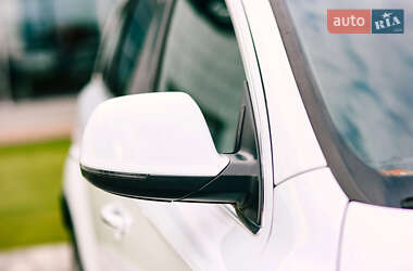 Позашляховик / Кросовер Audi Q7 2012 в 