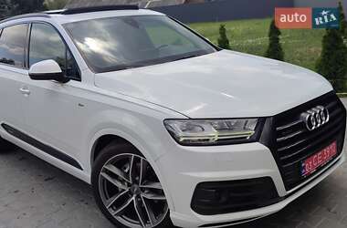 Внедорожник / Кроссовер Audi Q7 2016 в Черновцах