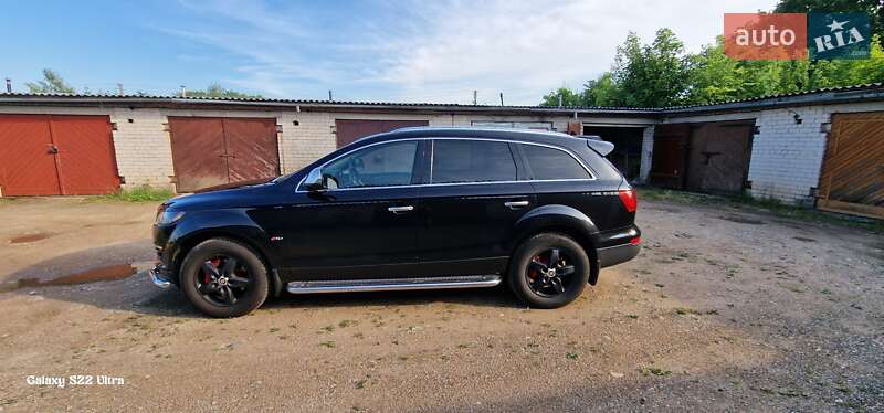 Позашляховик / Кросовер Audi Q7 2006 в Покровську