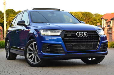 Позашляховик / Кросовер Audi Q7 2018 в Рівному