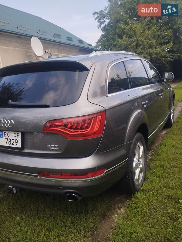 Внедорожник / Кроссовер Audi Q7 2015 в Тернополе