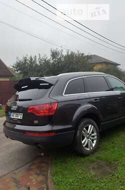 Позашляховик / Кросовер Audi Q7 2008 в 