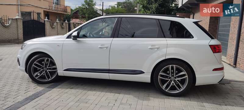 Внедорожник / Кроссовер Audi Q7 2016 в Черновцах фото 99 Внедорожник / Кроссовер Audi Q7 2016 в Черновцах