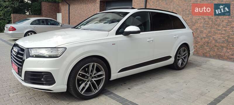 Внедорожник / Кроссовер Audi Q7 2016 в Черновцах фото 128 Внедорожник / Кроссовер Audi Q7 2016 в Черновцах