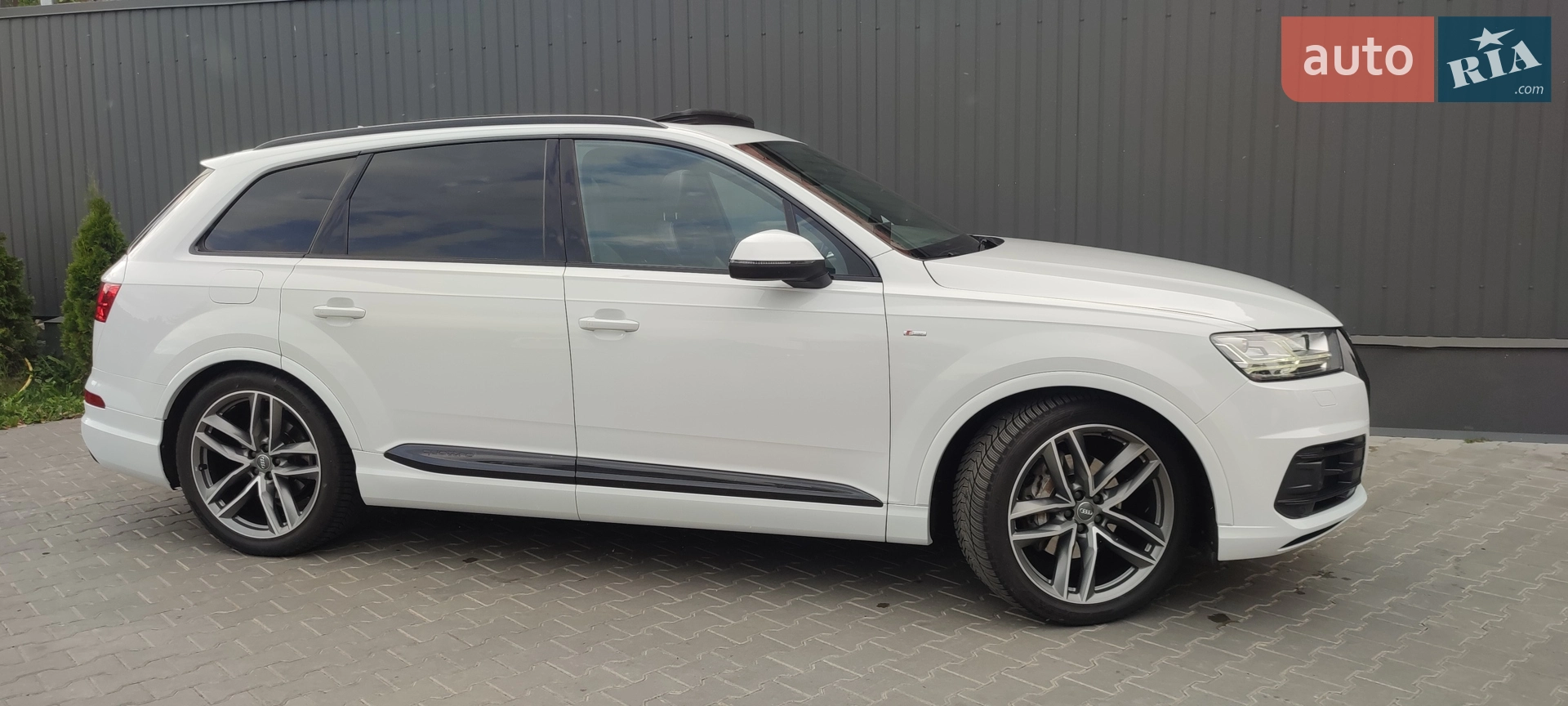 2016 Audi Q7 - мініатюра 140