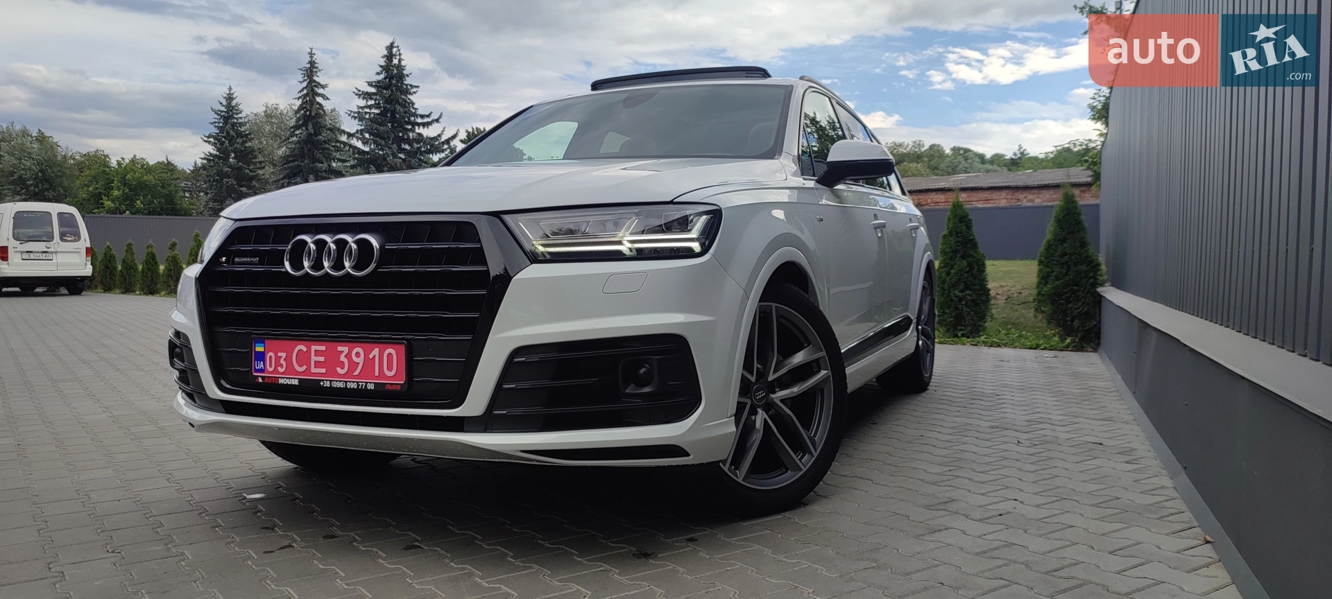 2016 Audi Q7 - мініатюра 151