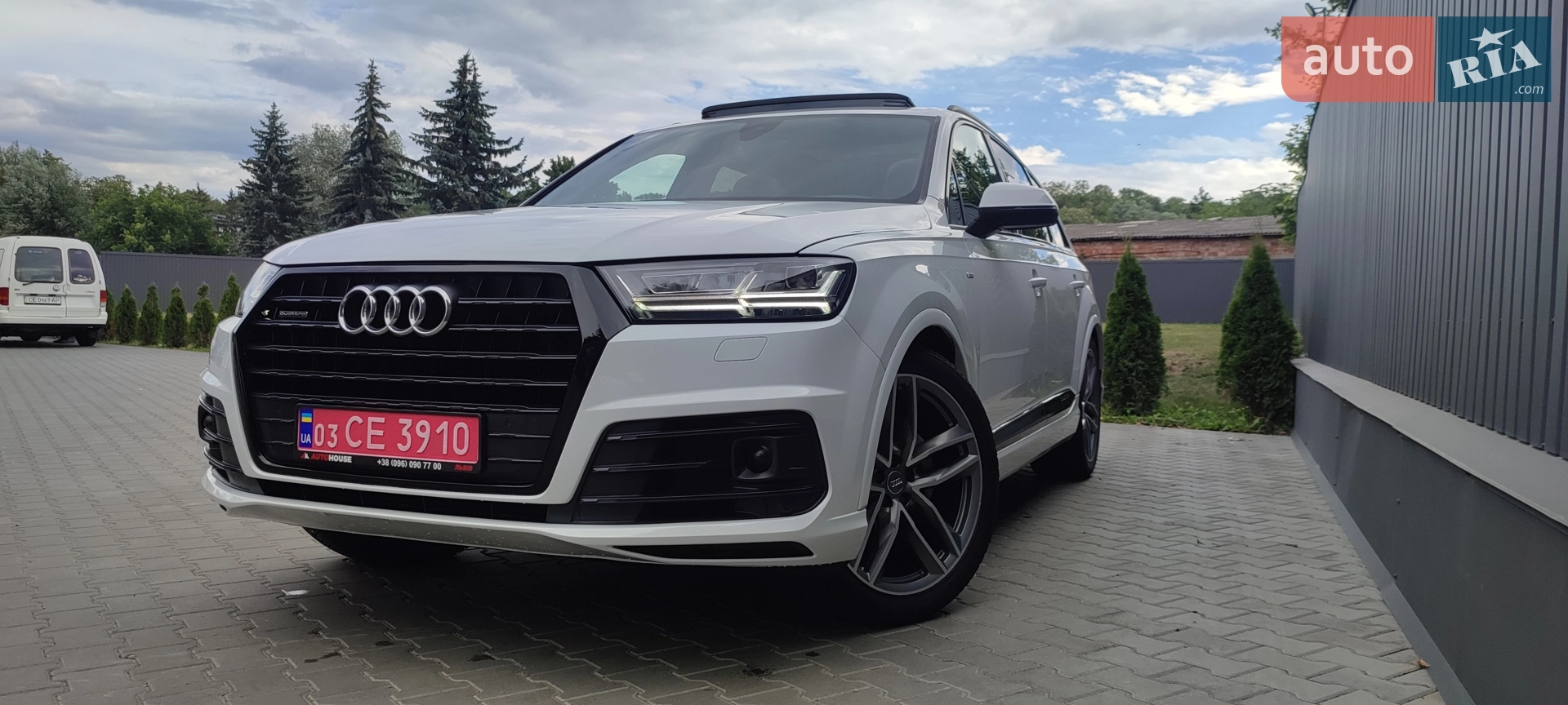 2016 Audi Q7 - мініатюра 152