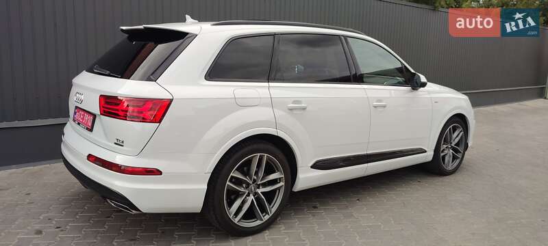 Внедорожник / Кроссовер Audi Q7 2016 в Черновцах фото 170 Внедорожник / Кроссовер Audi Q7 2016 в Черновцах