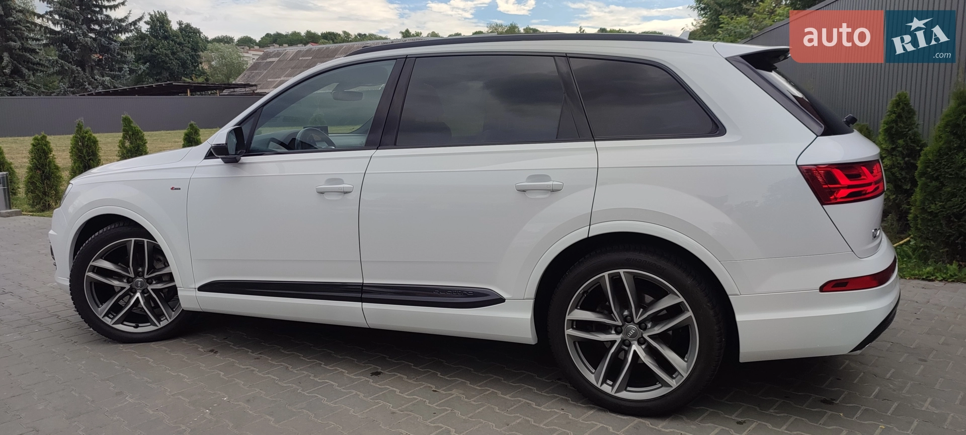 2016 Audi Q7 - мініатюра 171