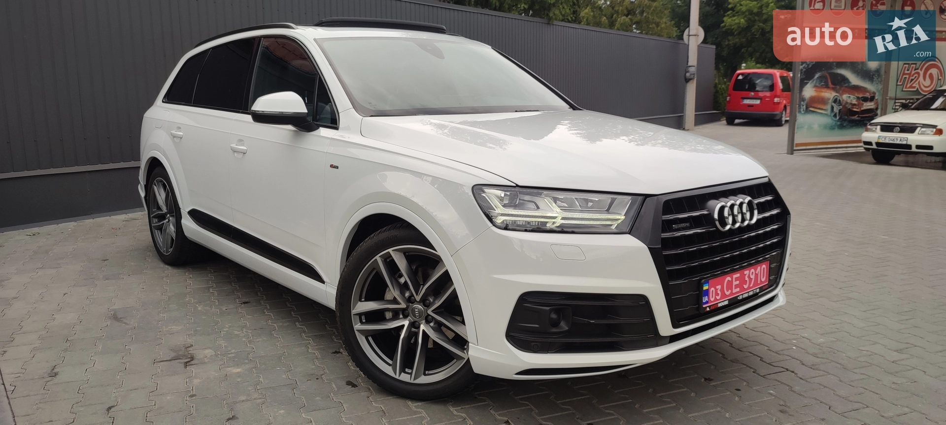 2016 Audi Q7 - мініатюра 176
