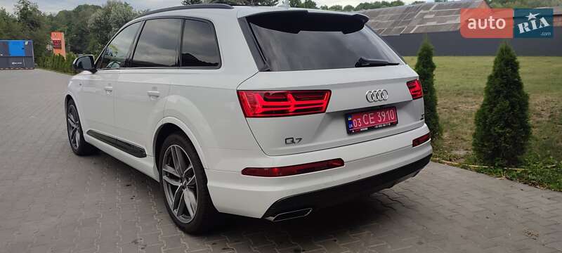 Внедорожник / Кроссовер Audi Q7 2016 в Черновцах фото 180 Внедорожник / Кроссовер Audi Q7 2016 в Черновцах