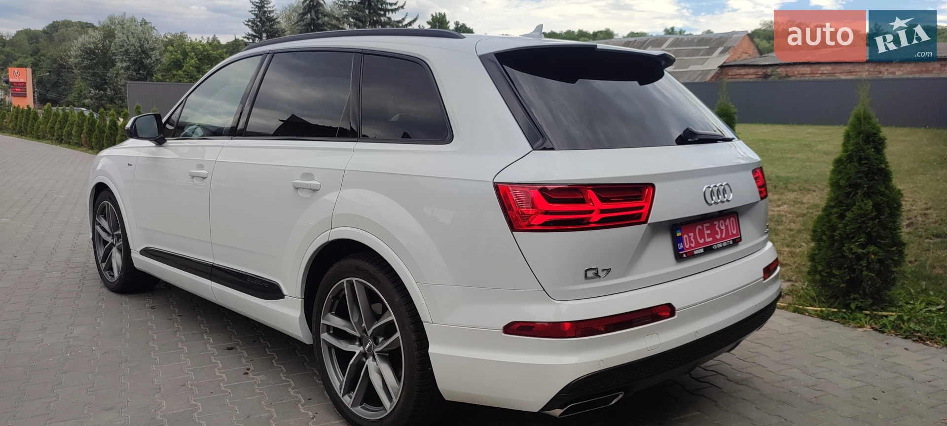 2016 Audi Q7 - мініатюра 181