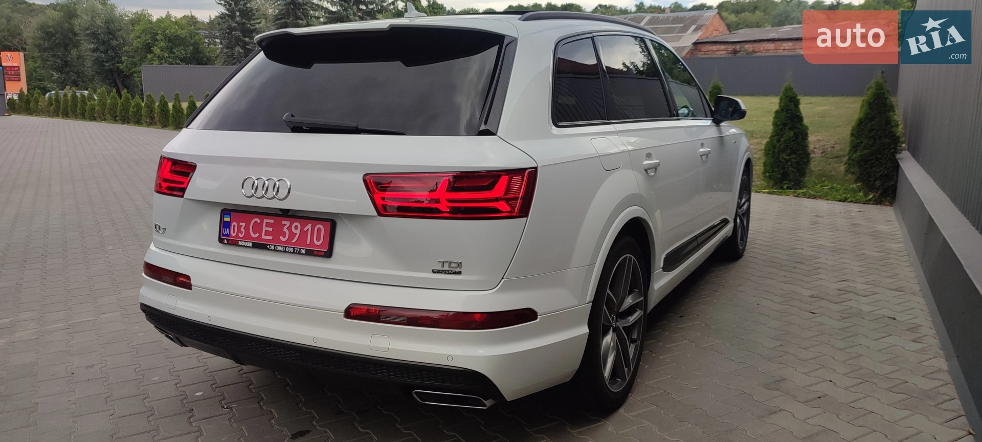 2016 Audi Q7 - мініатюра 197