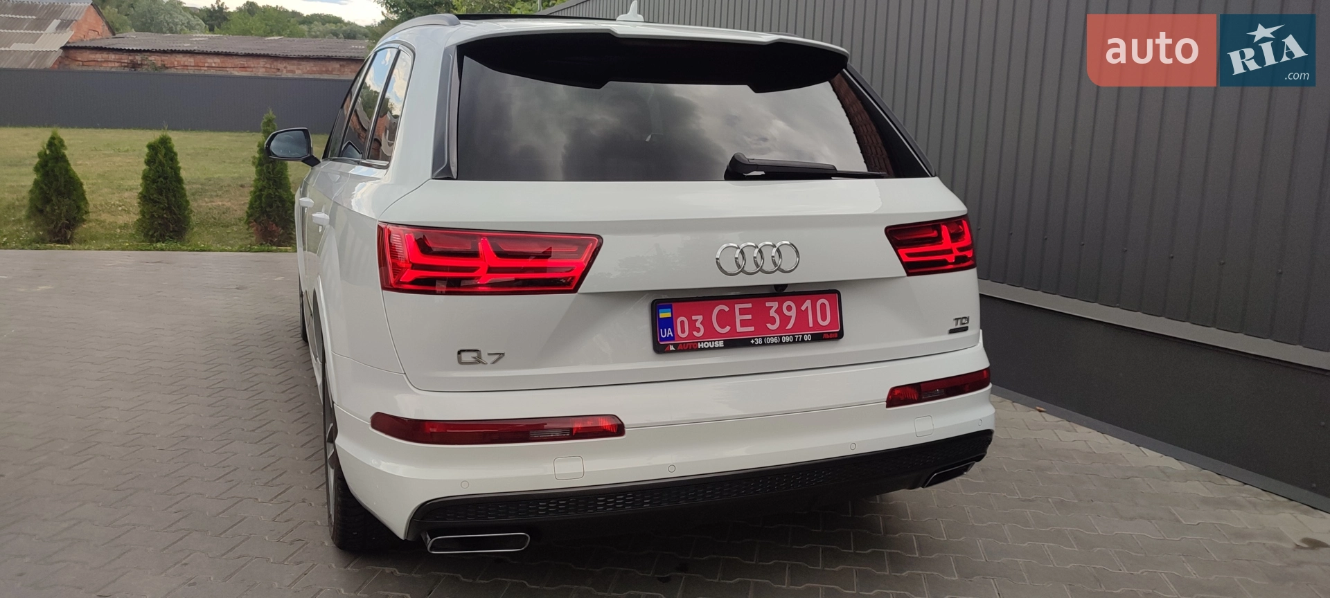 2016 Audi Q7 - мініатюра 202