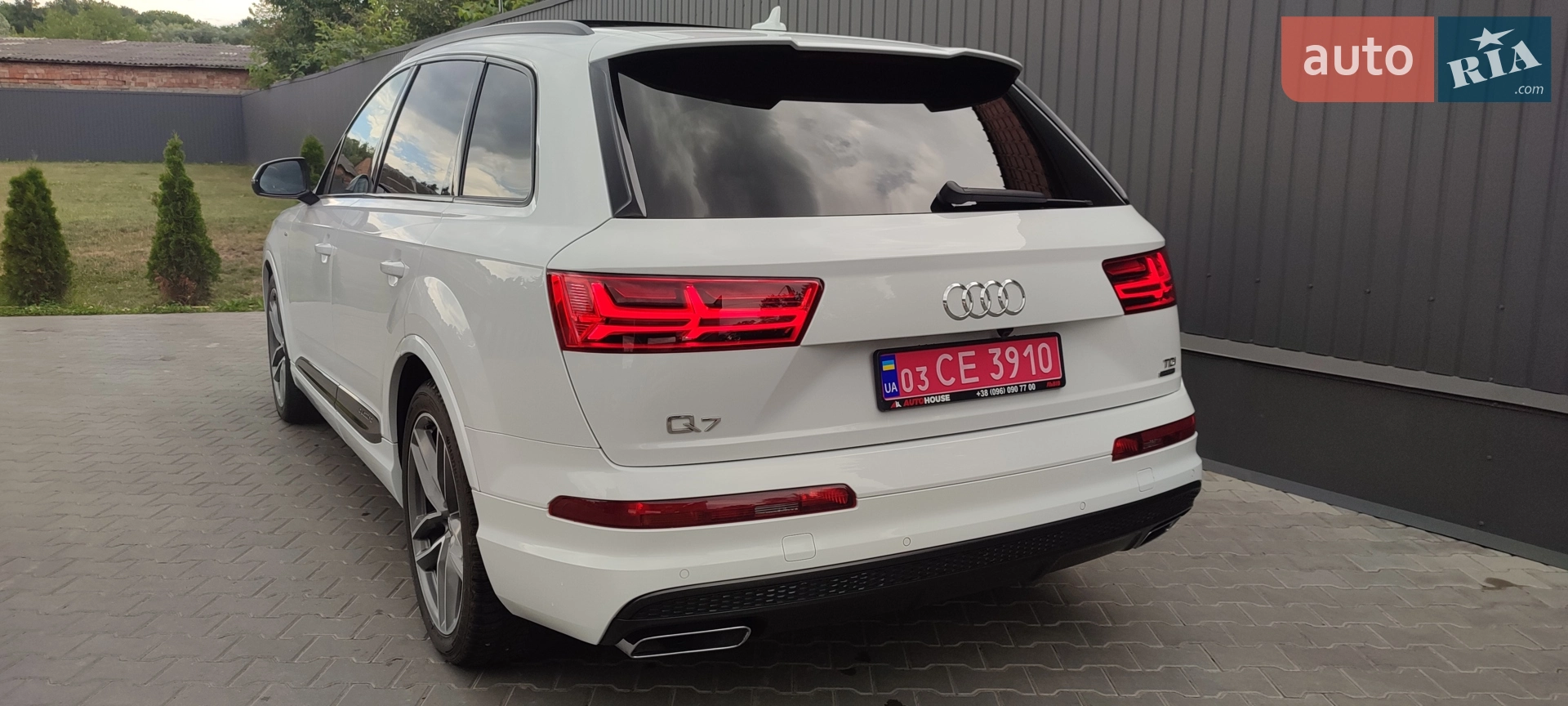 2016 Audi Q7 - мініатюра 203