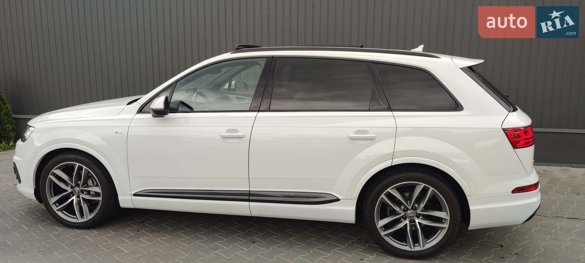 2016 Audi Q7 - мініатюра 207
