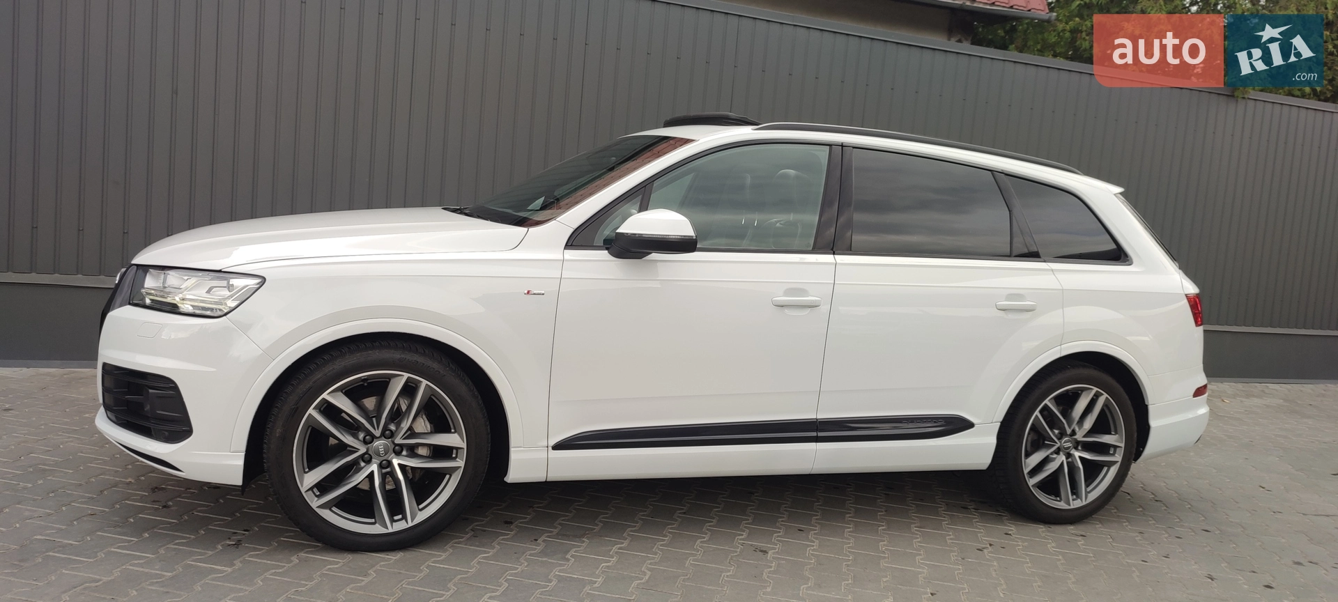 2016 Audi Q7 - мініатюра 216