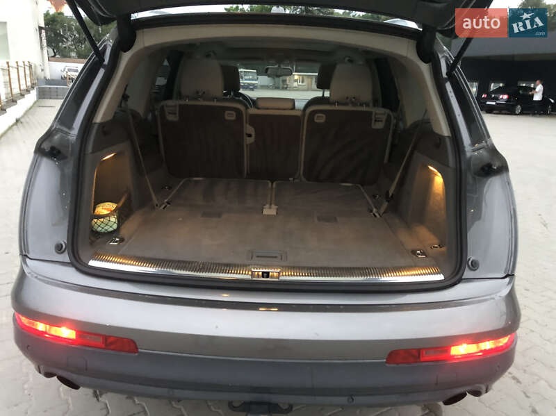 Внедорожник / Кроссовер Audi Q7 2012 в Бучаче