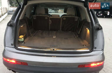 Внедорожник / Кроссовер Audi Q7 2012 в 