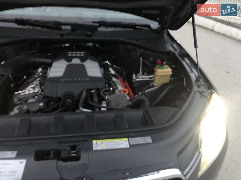 Внедорожник / Кроссовер Audi Q7 2012 в Бучаче