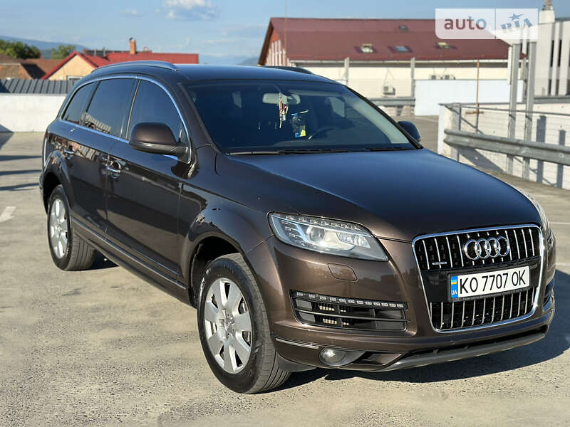Внедорожник / Кроссовер Audi Q7 2014 в Мукачево