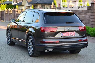 Позашляховик / Кросовер Audi Q7 2018 в Києві