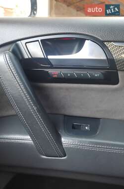 Внедорожник / Кроссовер Audi Q7 2010 в 