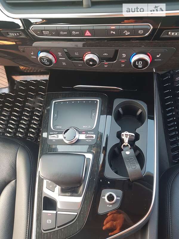 Внедорожник / Кроссовер Audi Q7 2018 в Киеве фото 22 Внедорожник / Кроссовер Audi Q7 2018 в Киеве