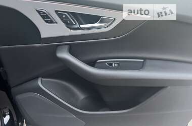 Позашляховик / Кросовер Audi Q7 2015 в Луцьку