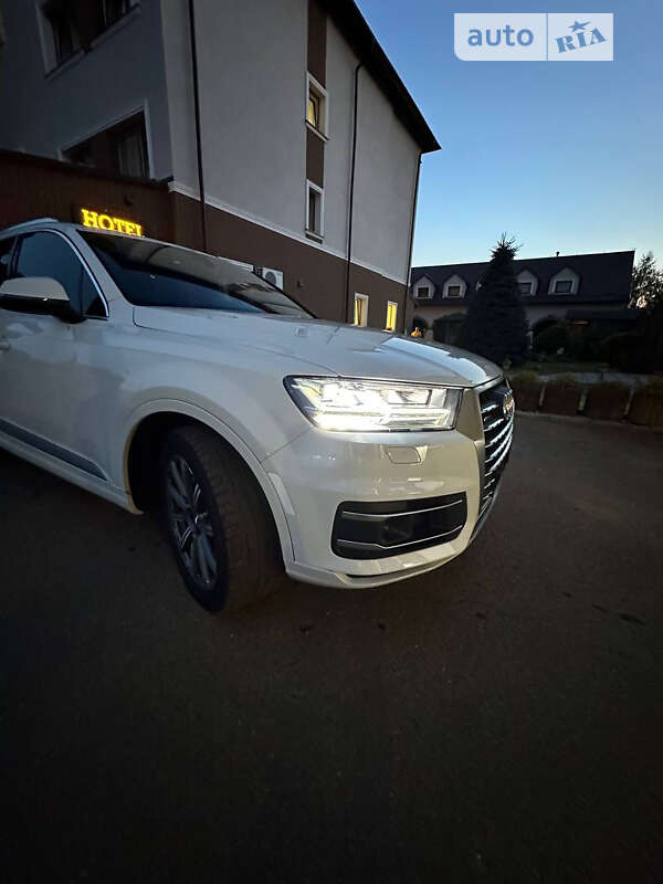 Позашляховик / Кросовер Audi Q7 2017 в Львові фото 15 Позашляховик / Кросовер Audi Q7 2017 в Львові
