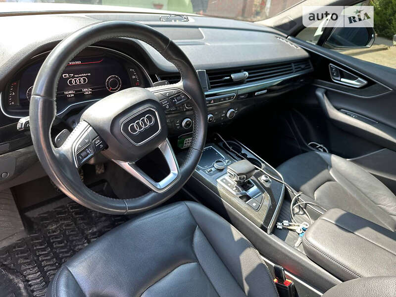 Внедорожник / Кроссовер Audi Q7 2017 в Львове