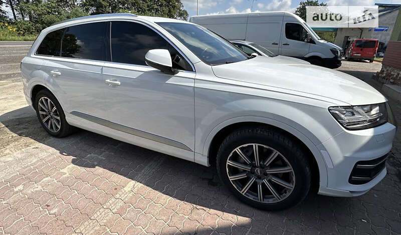 Внедорожник / Кроссовер Audi Q7 2017 в Львове