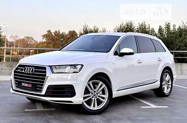 Внедорожник / Кроссовер Audi Q7 2016 в Киеве