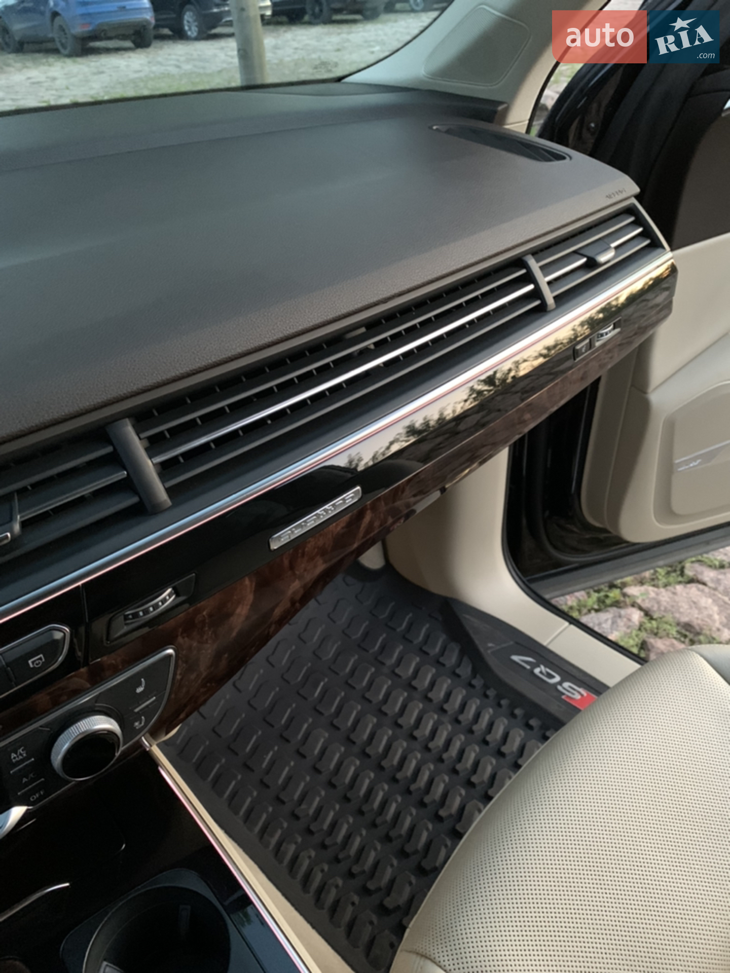 2019 Audi Q7 - мініатюра 9